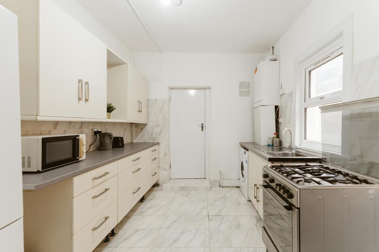 Great Rooms In Plaistow Лондон Екстер'єр фото