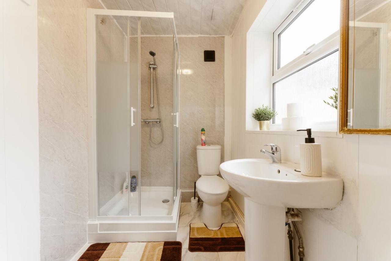 Great Rooms In Plaistow Лондон Екстер'єр фото
